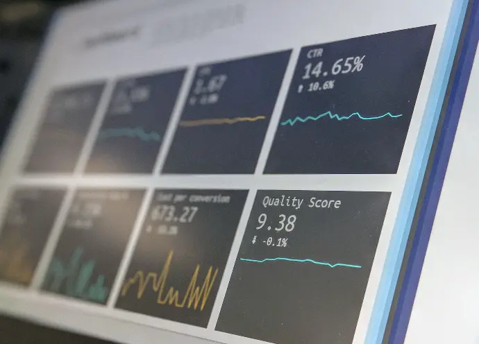 Energy monitoring and management Energy monitoring and energy management on screen